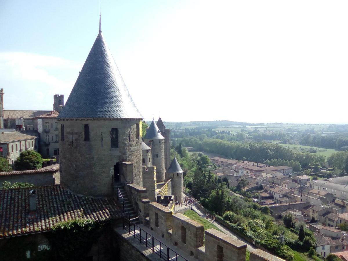 Drissia&Othman Cote Cite Apartment Carcassonne Exterior photo